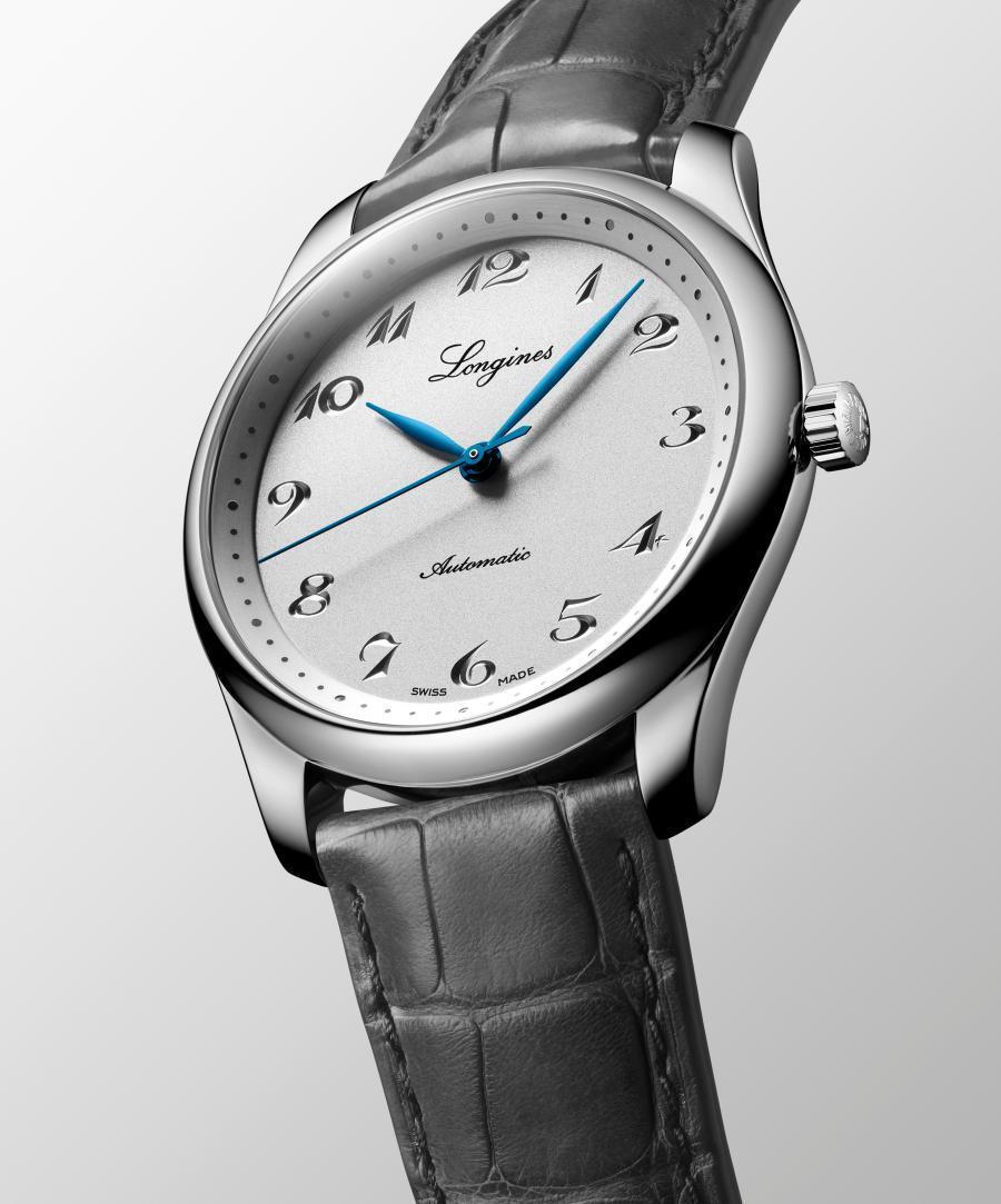 Longines 浪琴表 Master Collection 巨擘系列190週年紀念40mm噴砂銀色面盤腕錶,建議售價NT$74,300。