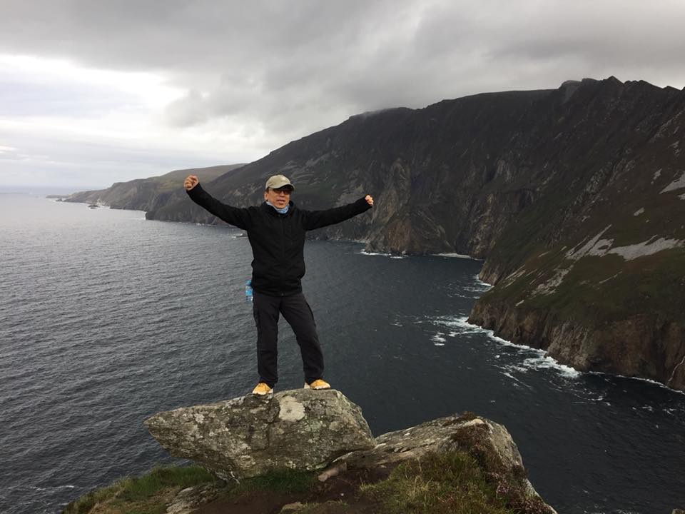 苦苓今天突然po文透露，「因為本人身心狀況不佳，目前無法繼續創作」，臉書、Podcast等平台都將暫時停止更新。（翻攝自苦苓臉書）