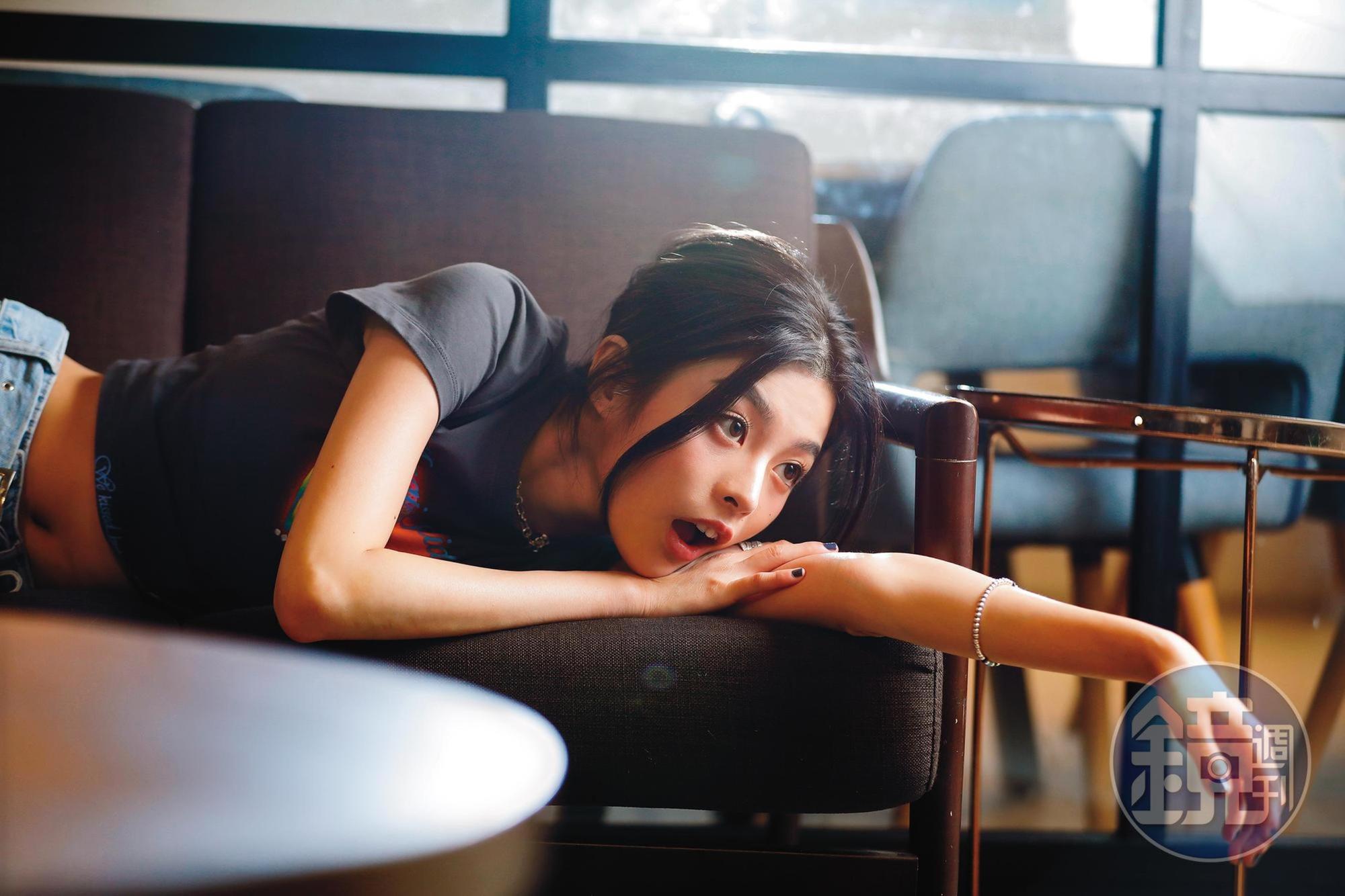 詹子萱個性有點古靈精怪,心目中最欣賞的女演員舒淇、周迅等,也是強調個人特質的女星。