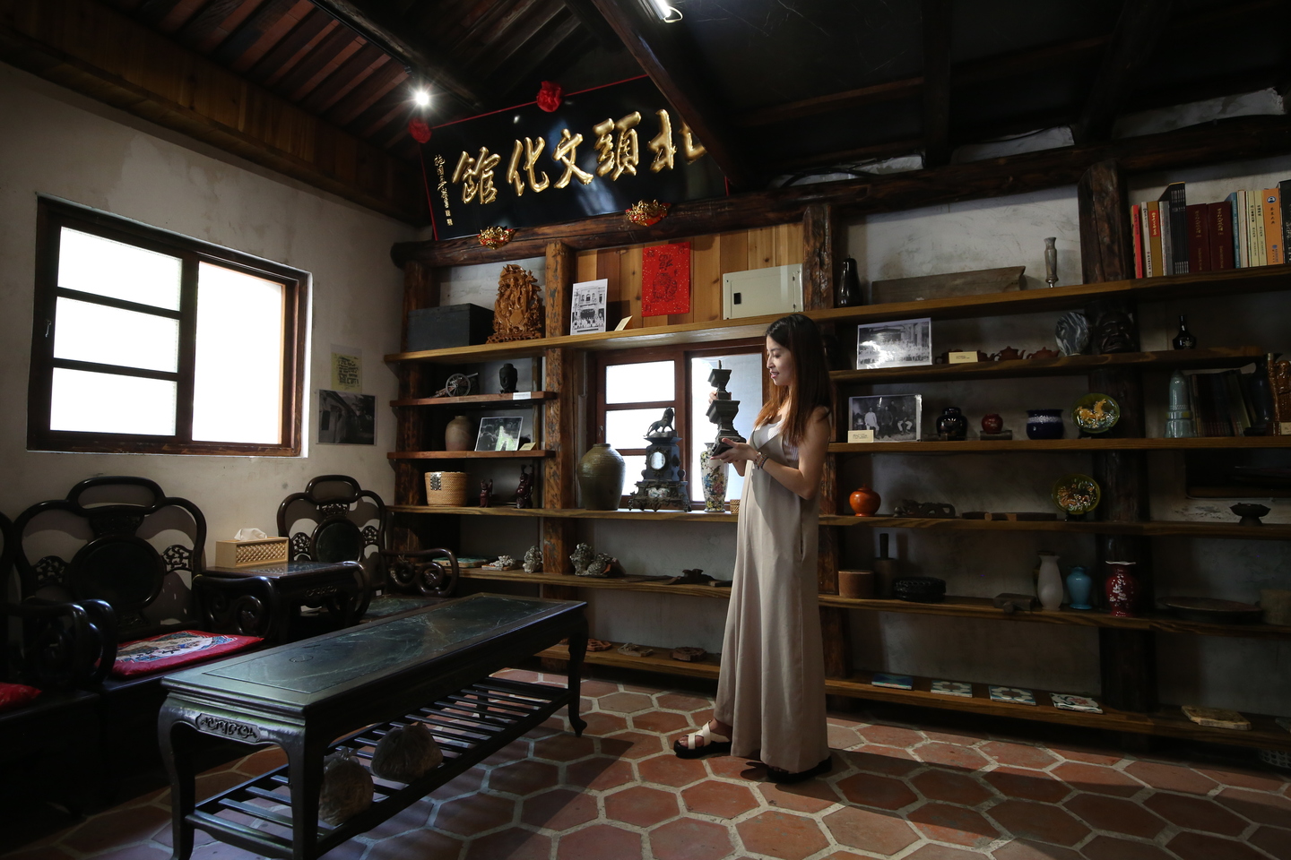 之所以稱之為「北頭文化館」是因裡頭有各式各樣蔡槐澤珍藏的老件。