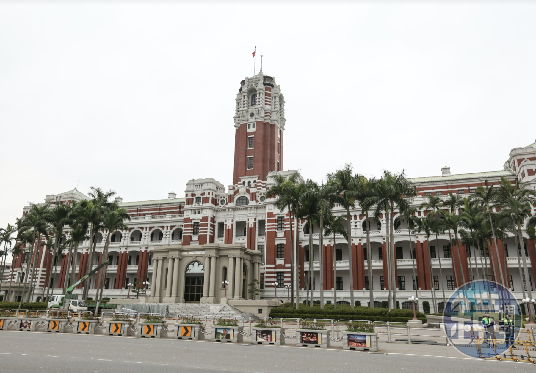 中國國家主席習近平於政治報告中稱對台「決不承諾放棄使用武力」，總統府回應了。（資料照）