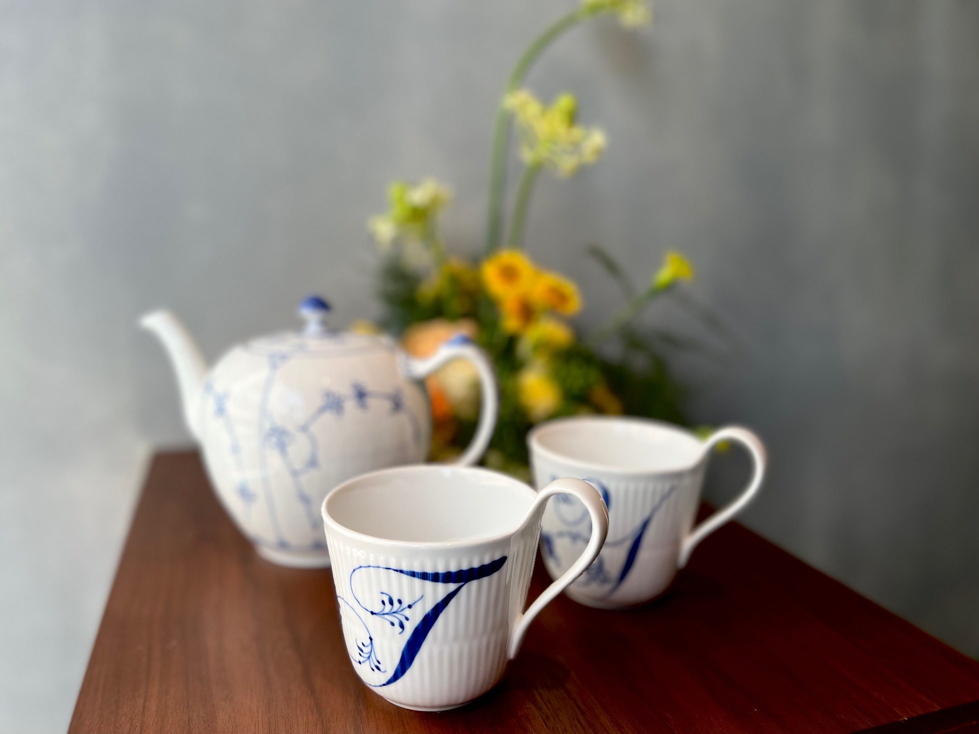 餐會獨家獻禮客製化專屬「字母杯」 。