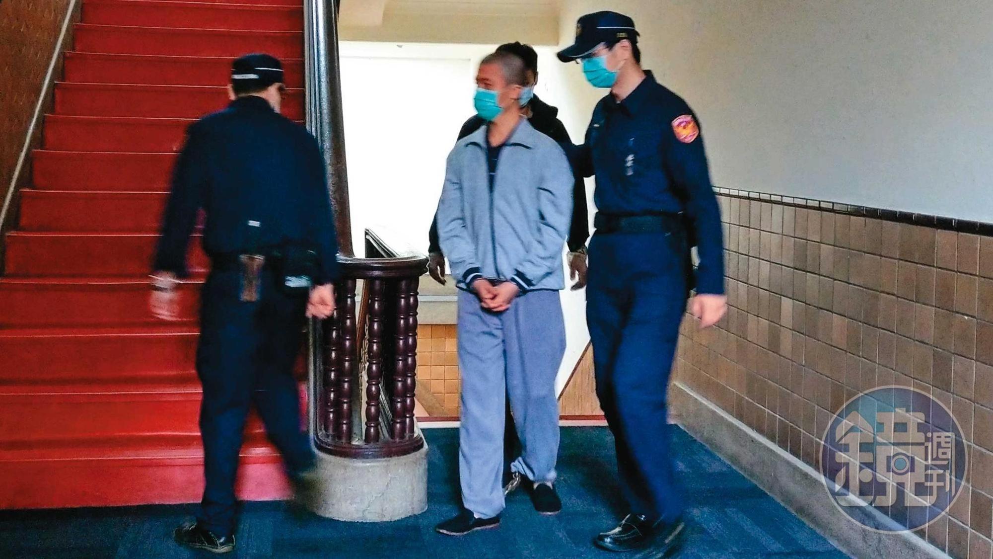 陳伯謙一審被判死刑，但因「直接證據不足」「初次坦承犯行是在正式偵訊前」，二審改判無期徒刑。（劉志原攝）