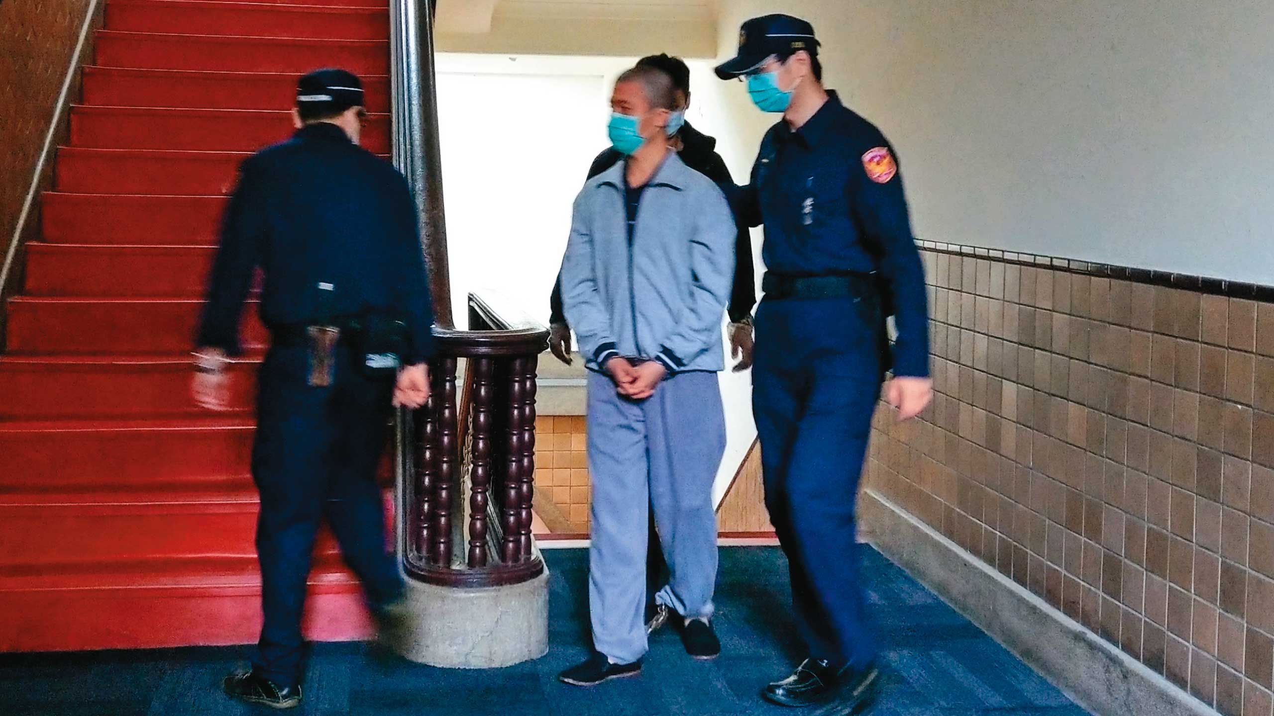 陳伯謙一審被判死刑，但因「直接證據不足」「初次坦承犯行是在正式偵訊前」，二審改判無期徒刑。（劉志原攝）