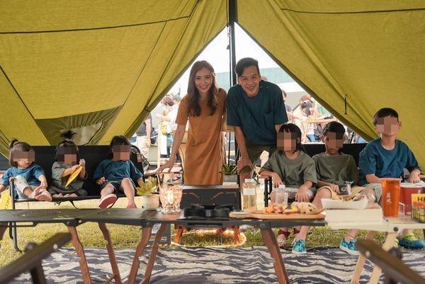 網紅部落客「林叨囝仔 The Lins' Kids」Sydney日前宣布懷上第7胎,掀起高度討論。(翻攝自林叨囝仔 The Lins' Kids臉書)