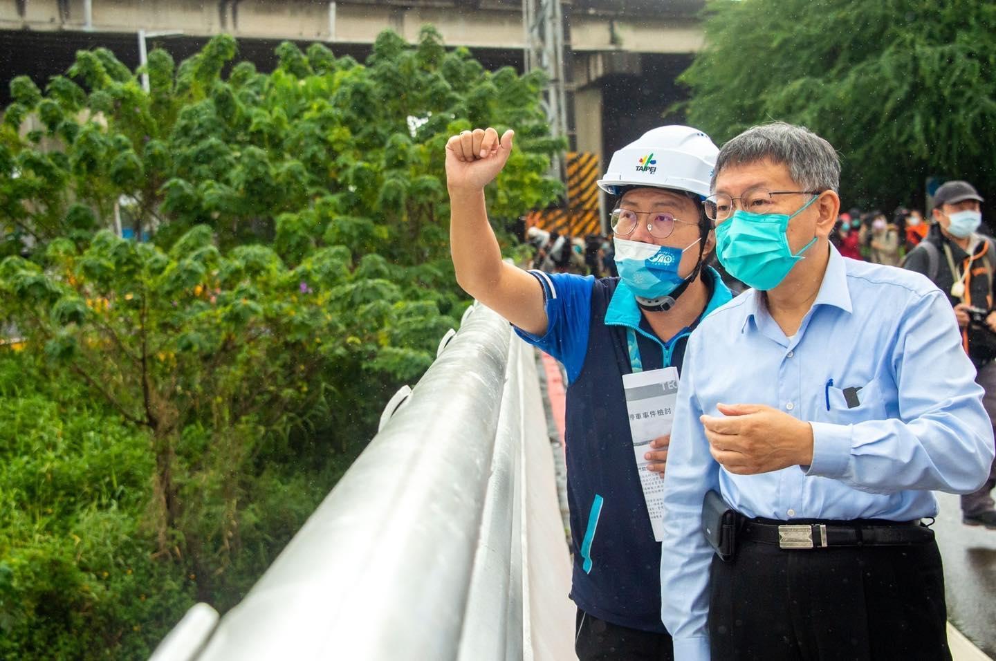 柯文哲直言，「政府盡到通知責任，國民也要對自己行為負責！」（翻攝自柯文哲臉書）