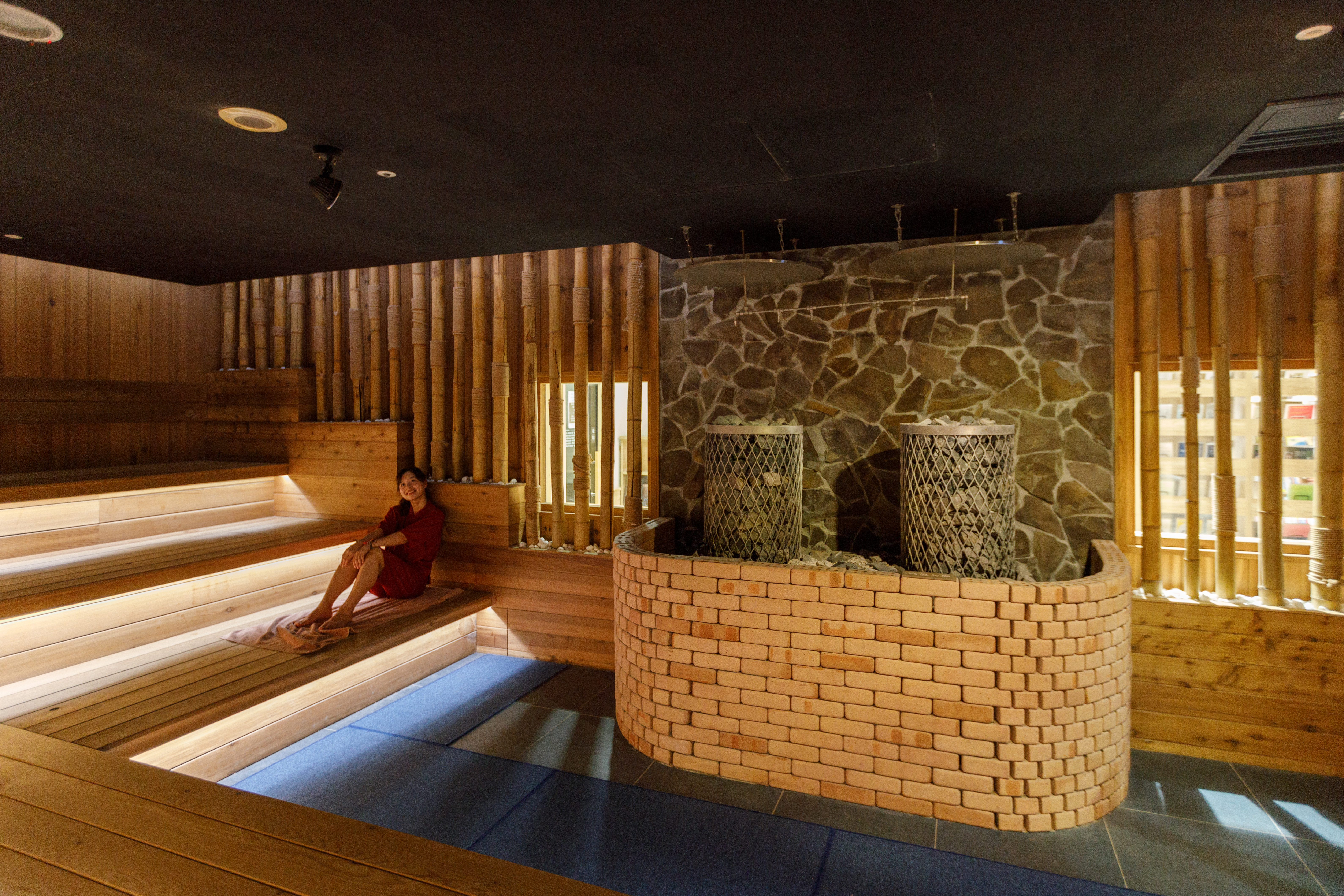 「福湯岩盤浴」是全台唯一主打24小時營業的日式岩盤浴會館。