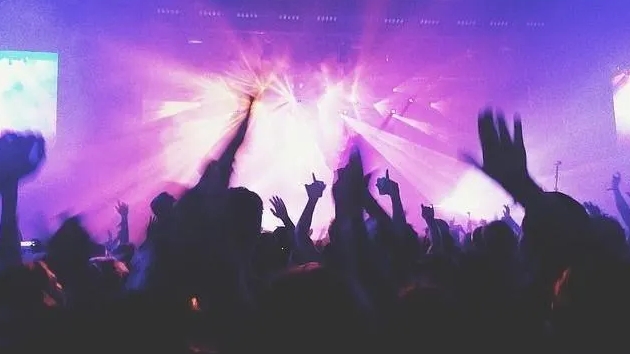 馬來西亞檳州一名年僅19歲主辦人，開一場大型豪宅性愛派對。（翻攝自pixabay）