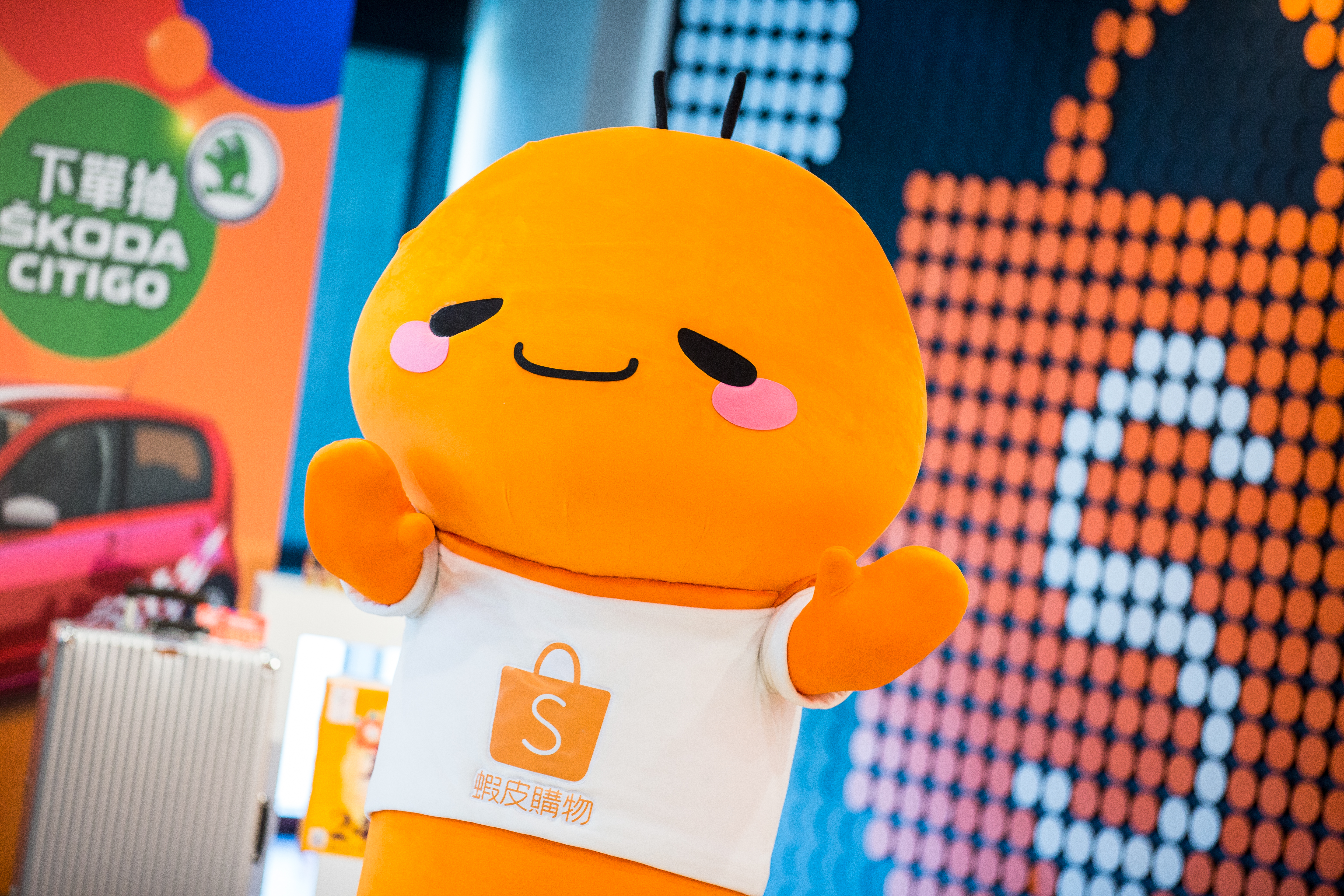 蝦皮小編忘了切換帳號，發表了滿滿厭世文，沒想到最後還來個「鬼轉行銷術」，引起網友們熱議。（本刊資料照）