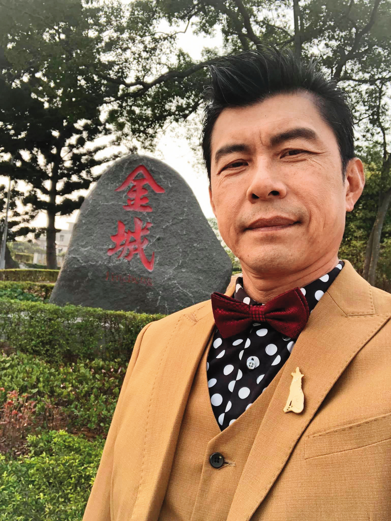蘇炳憲雖曾外遇受到老婆原諒,最後兩人還是走不下去。(翻攝SeanLuis Su臉書)