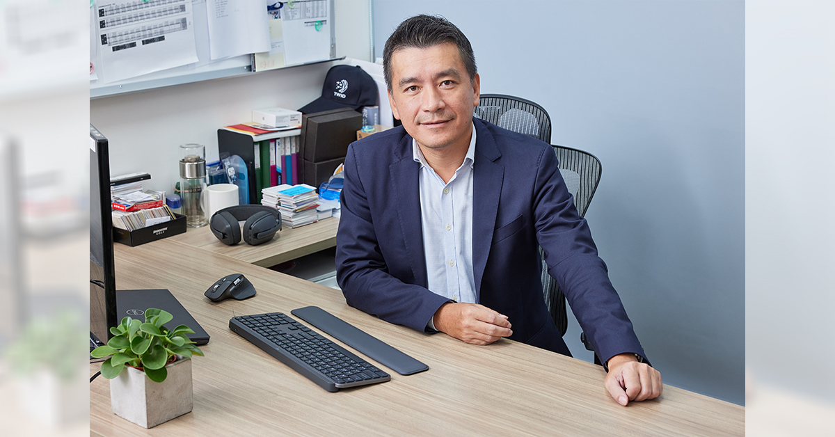 《鏡週刊》營運管理中心總經理洪靖智Jerry分享他的辦公空間與高效工作的心法。