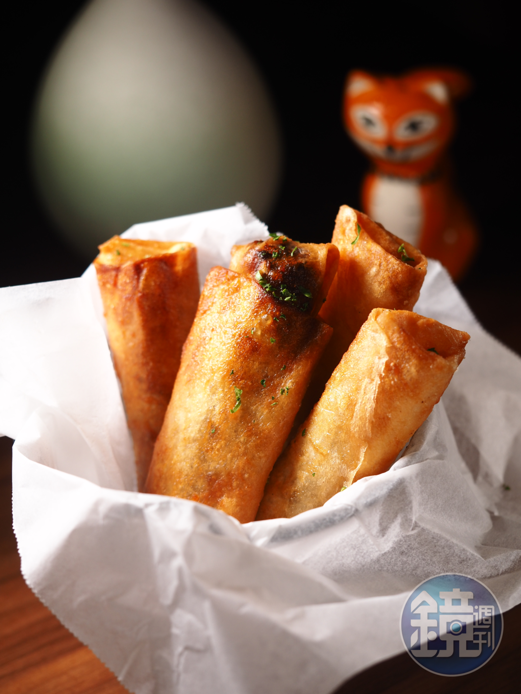 「摩洛哥辣味雪茄卷」是北非風味的炸春卷,內裡是滿滿肉餡,噴香可口。(240元/份)