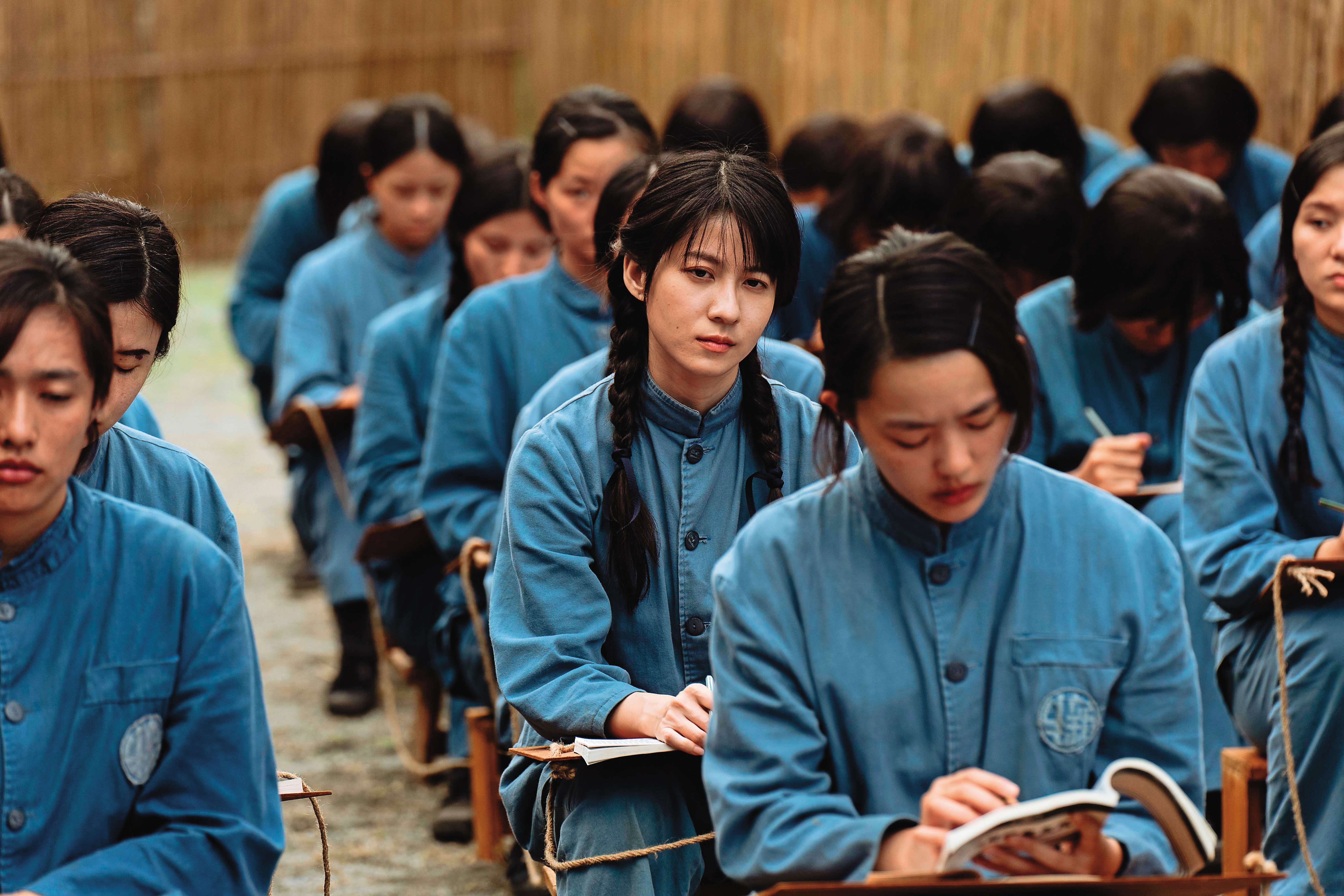 女主角連俞涵(中)飾演的角色設定,結合當年多位思想犯的背景。(牽猴子提供)