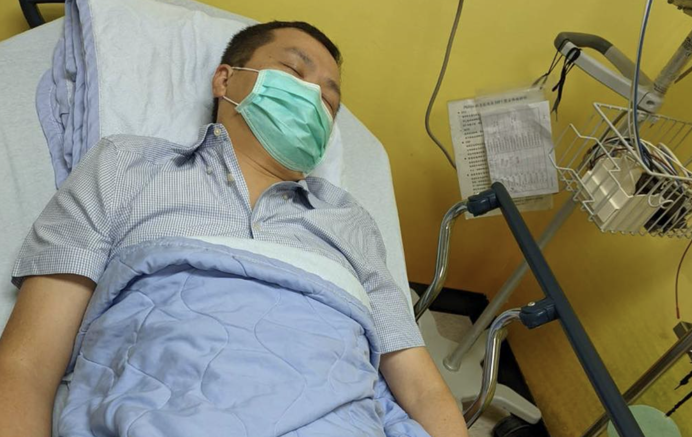 國民黨前台北市議員羅智強透露，連續2天半夜肚子痛醒，去掛急診發現有多處胃潰瘍。（翻攝羅智強臉書）