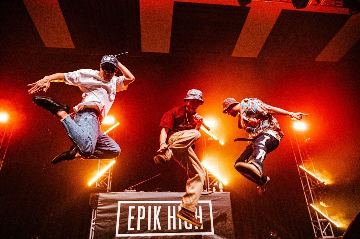 EPIK HIGH由Tablo、Mithra Jin、DJ Tukutz組成,舞台魅力超吸睛。(圓頂文化提供)