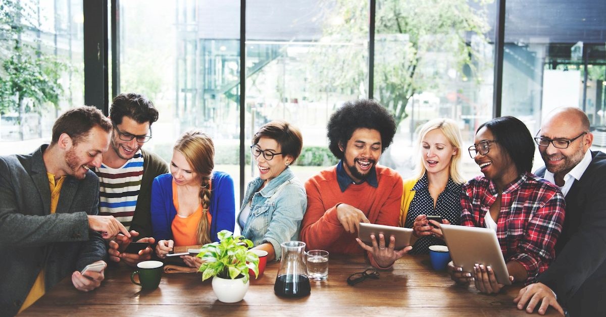 中華電信網路門市首頁優化改版，以客戶為中心的設計，讓電腦和手機上都能更方便操作。