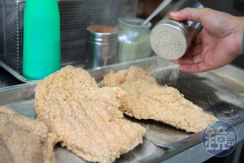 竹科一名主管暫時停職，沒想到下屬立刻寄e-mail「三月是多麼值得慶祝的月份，送走見不得人的髒東西」與同部門同事慶祝。（示意圖，本刊資料照）