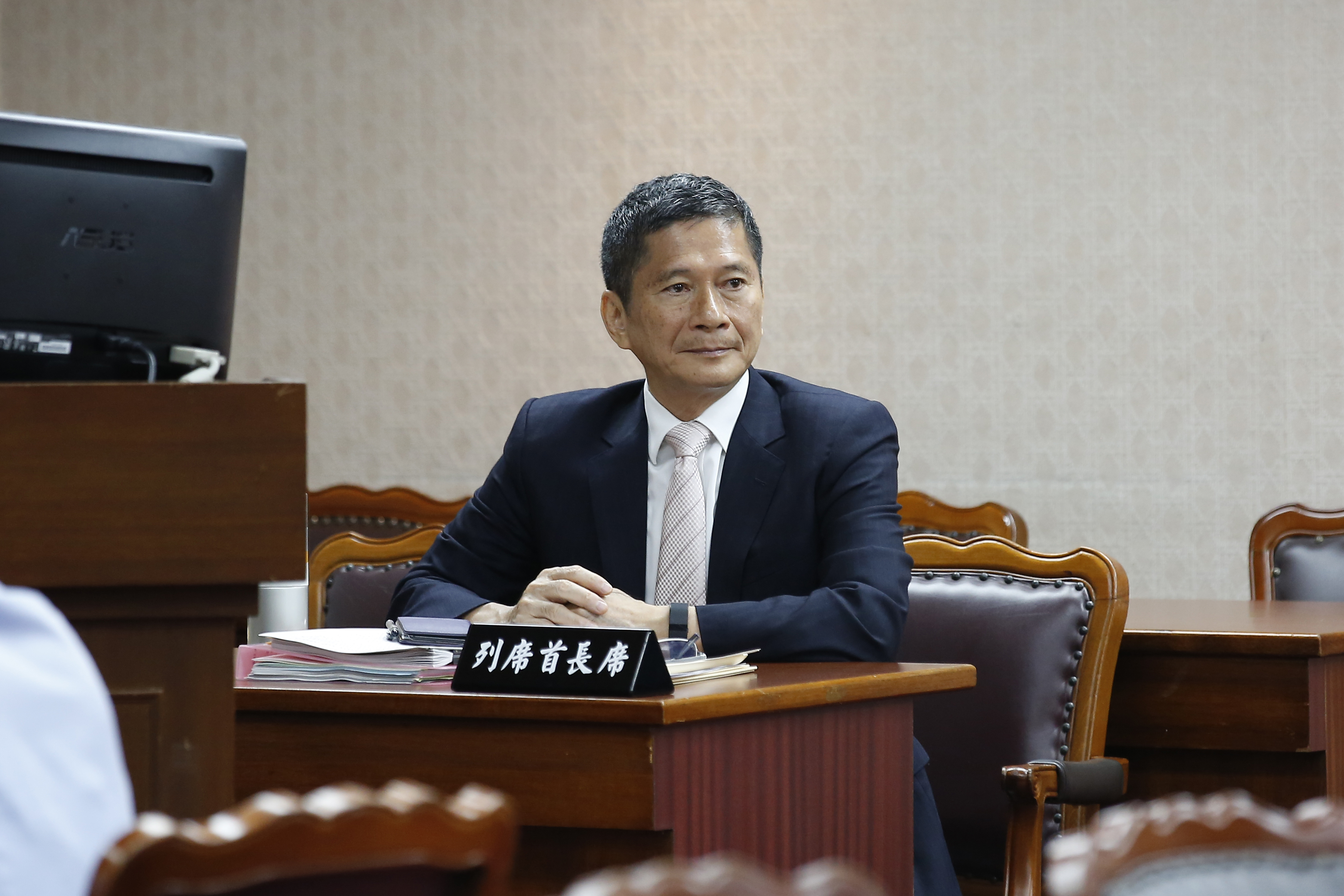 文化部長李永得證實，明年推動藝FUN券常態化，首波發放對象為18歲青年，預計每人發放1,200元的藝FUN券。（本刊資料照）