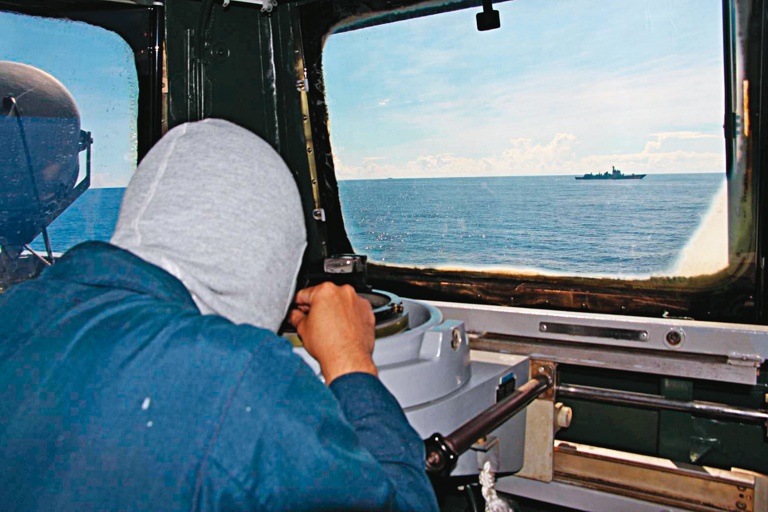 台美雙方大官競相警告共軍侵台可能性，台灣上下應有保台的氛圍，認真看待共軍演習。（軍聞社）