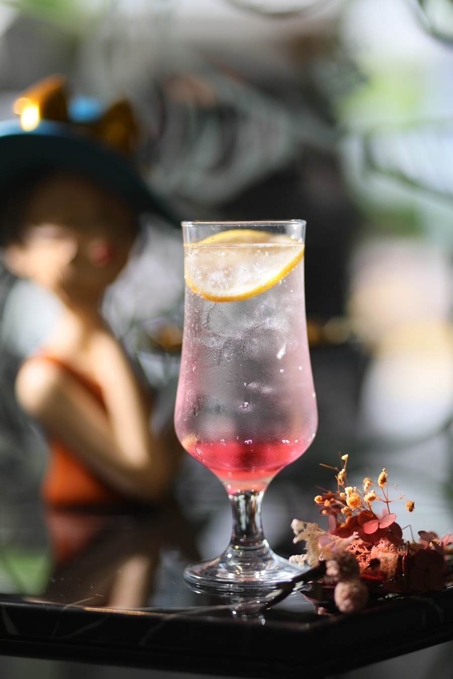 或者來一杯無酒精飲料「玫瑰氣泡飲」喝起來爽口又解渴。(110元/杯)