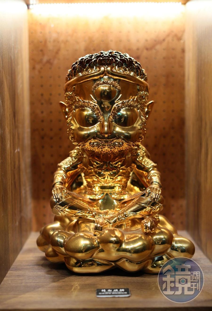 G.D. Lampaulus將自己畫作中的人物製成藝術品收藏，非賣品。