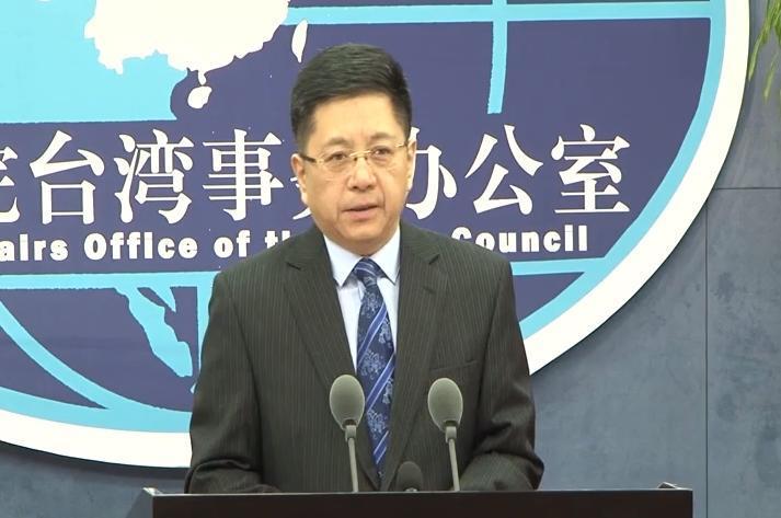 國台辦發言人馬曉光宣布「10項堅持」，其中重申習近平「不放棄使用武力」主張。（翻攝自國台辦微博）