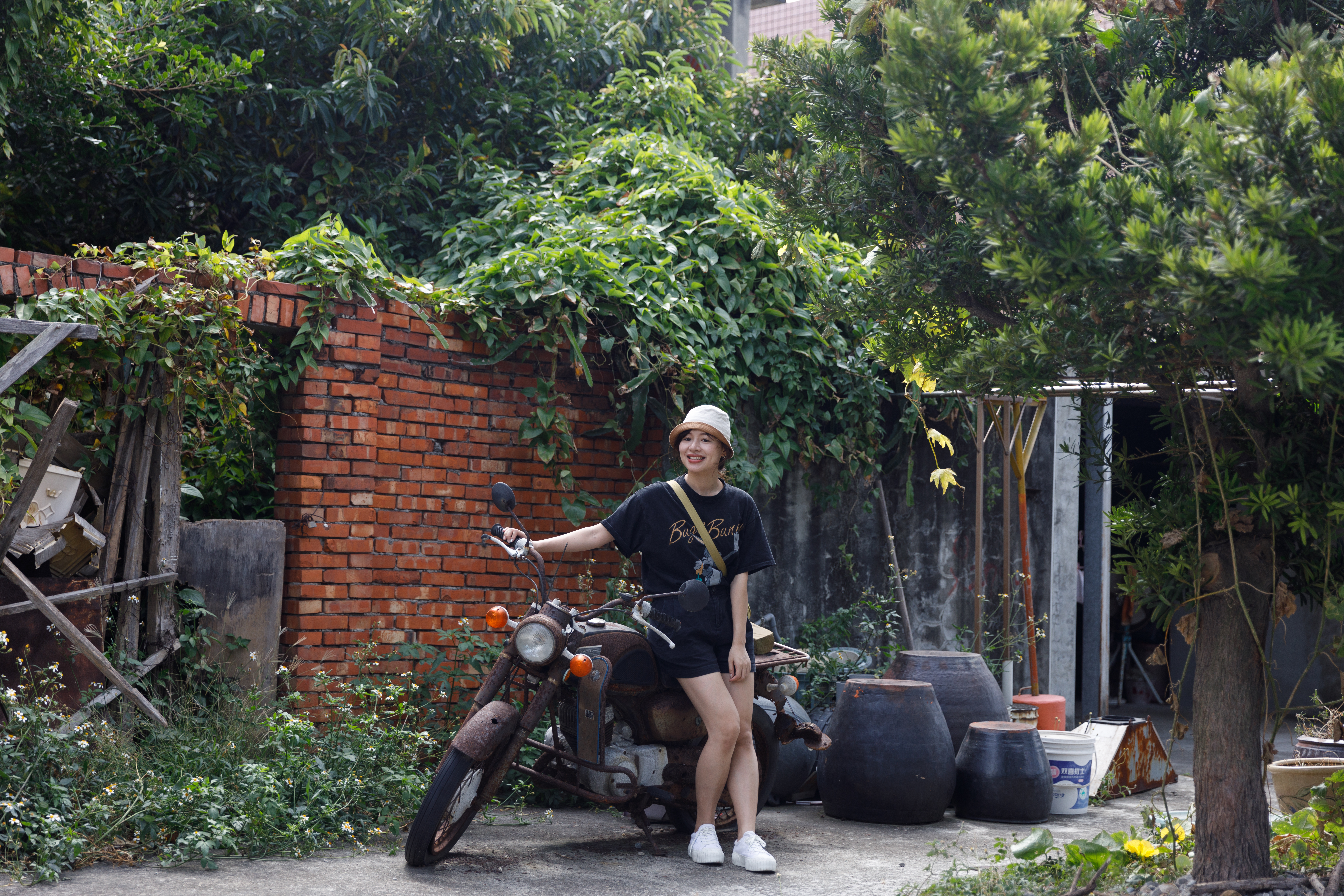 大安濱海自行車道串連起海線各景點,可以騎到海墘老街順遊。