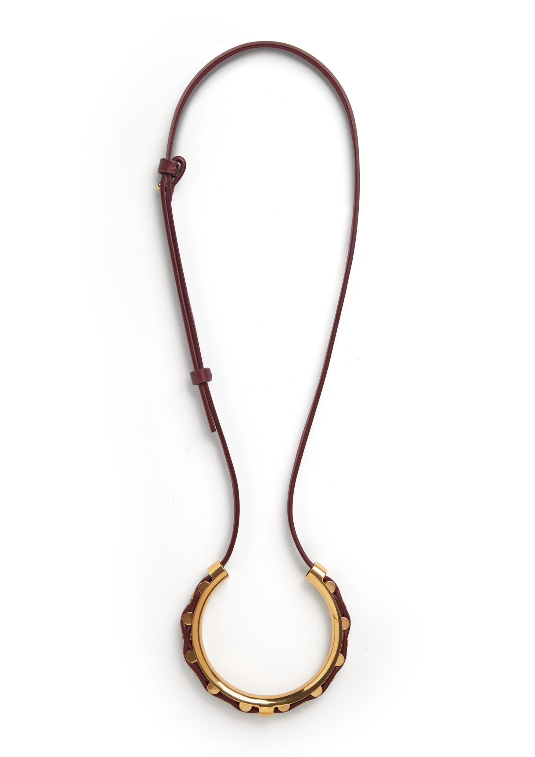.深酒紅牛皮鑰匙圈。NT$35,200。（BOTTEGA VENETA提供）