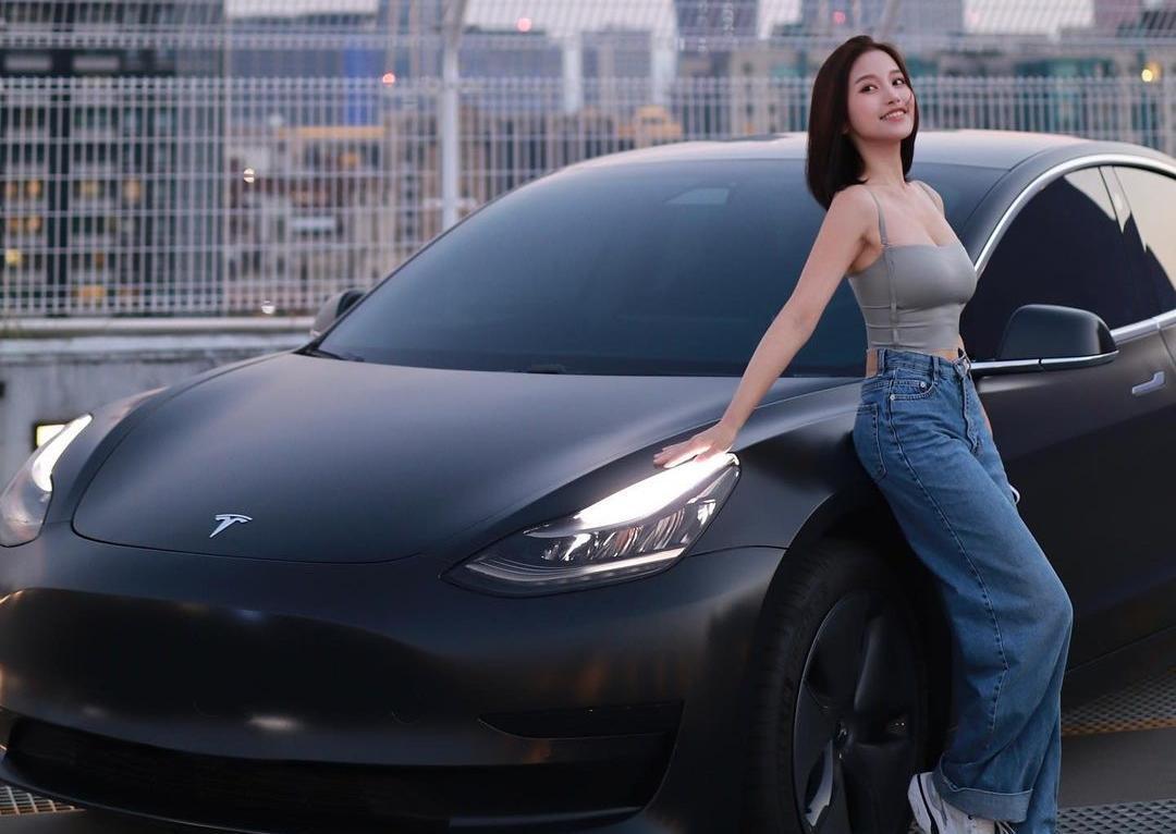 蔡瑞雪買下電動車當生日禮物。（翻攝自蔡瑞雪IG）