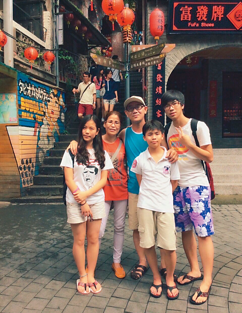 徐宗清與太太張淑卿育有2子1女。(徐宗清提供)