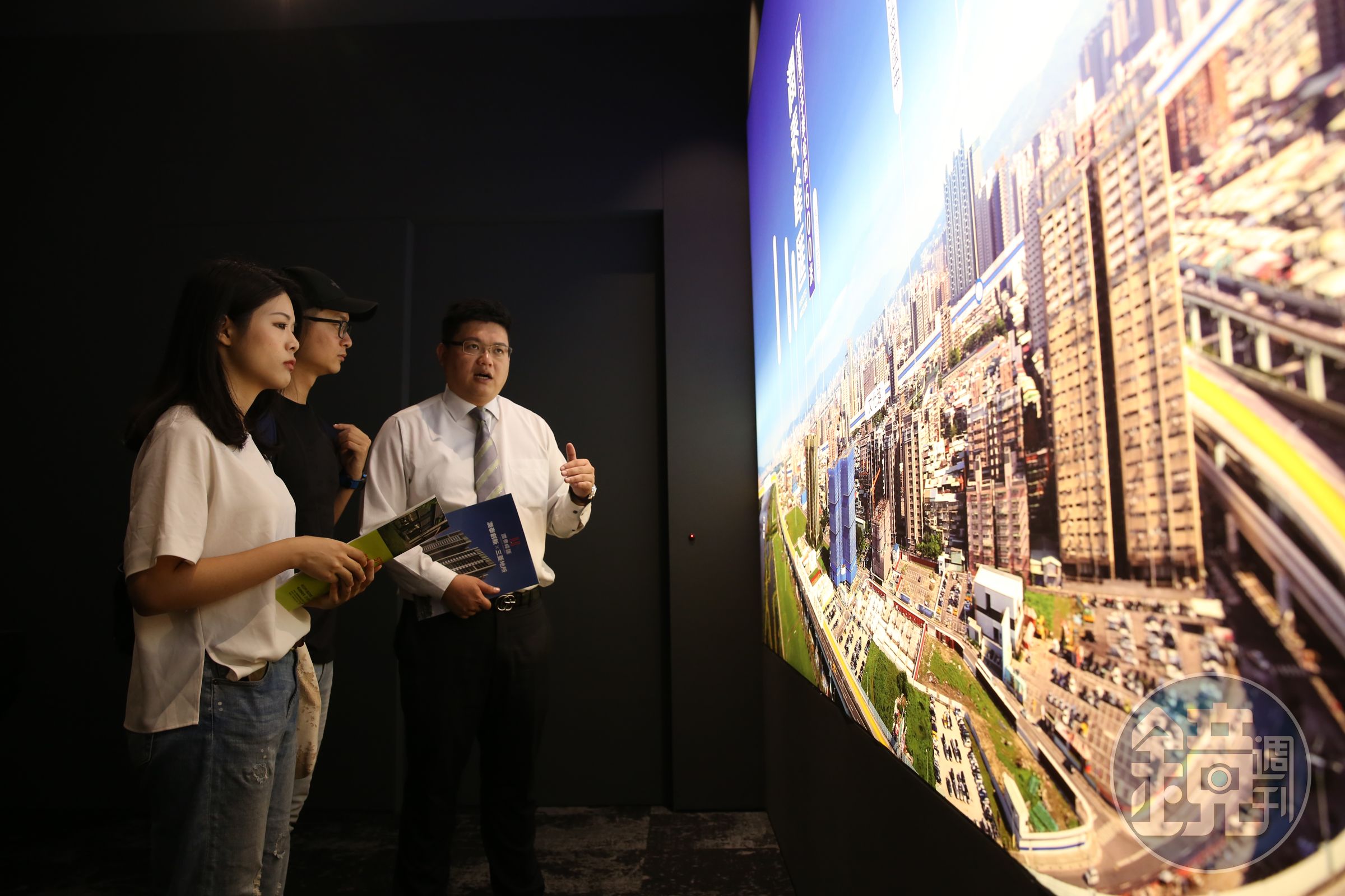 建商或投資客為求順銷，心態較軟化，民眾可大膽議價或爭取配套優惠。（本刊資料照）