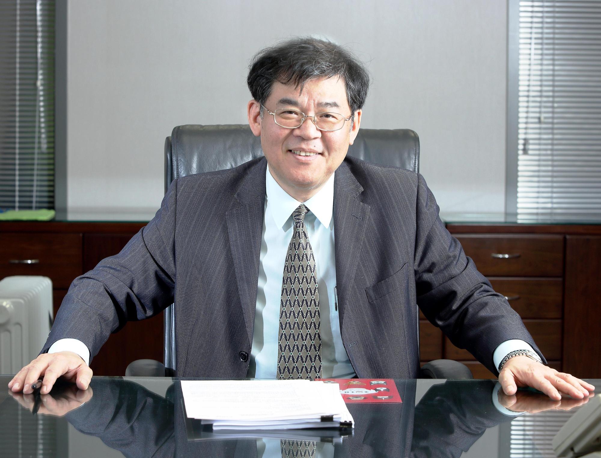 是方董事長吳彥宏表示,公司永續報告書已通過國際驗證;除此之外,今年第三季營運成果也繳出好成績。(是方提供)