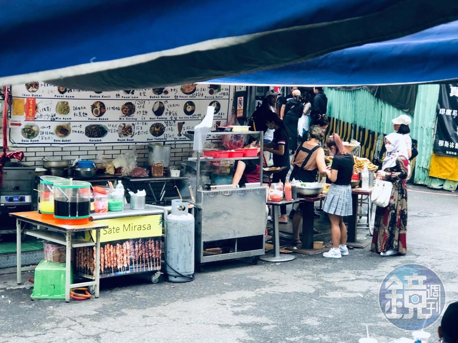 鄰居占用台鐵土地做生意,蘇翁質疑台鐵兩套標準。