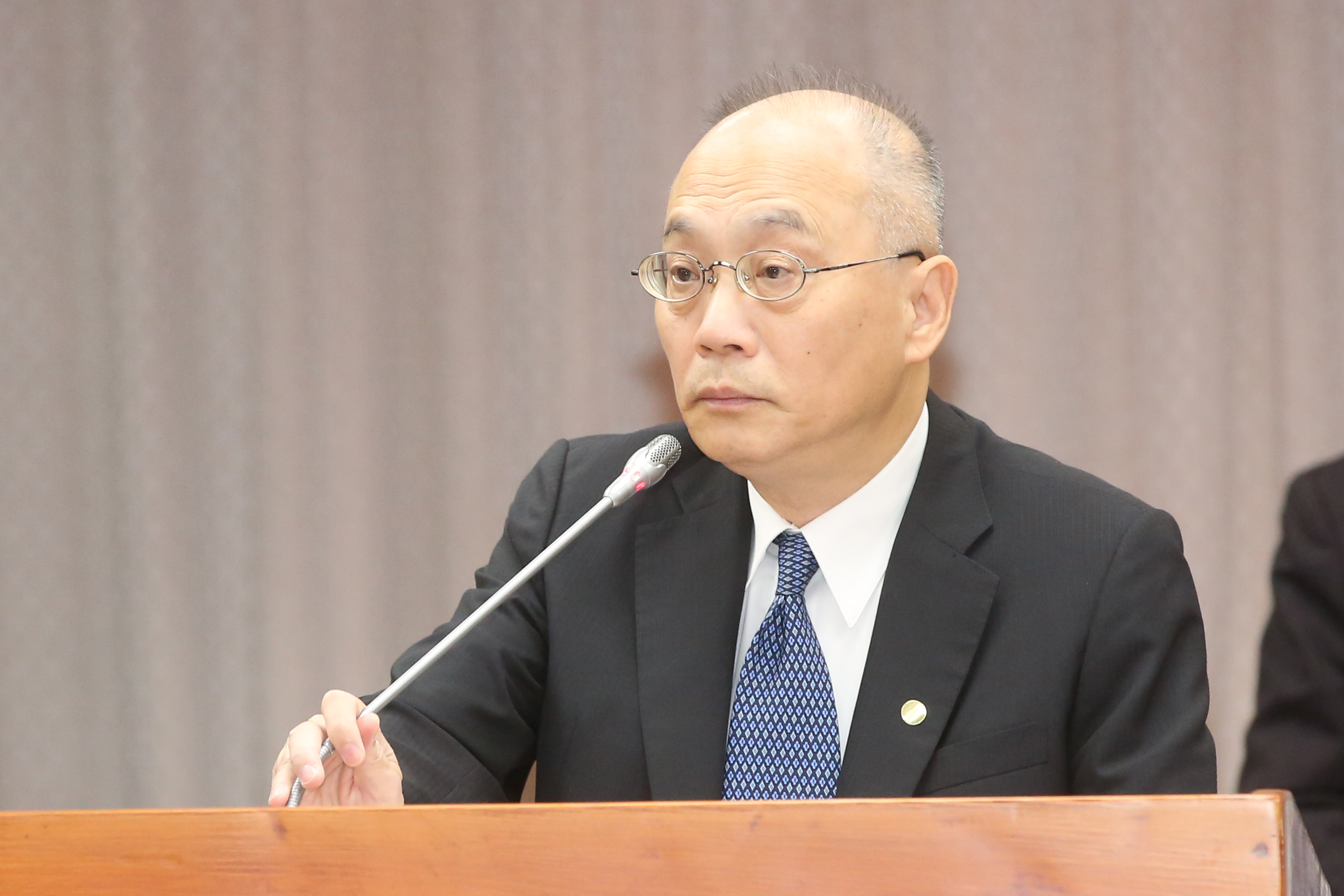 故宮院長吳密察認了國寶被摔破，其中3案有2案還在責任歸屬階段。（資料照）