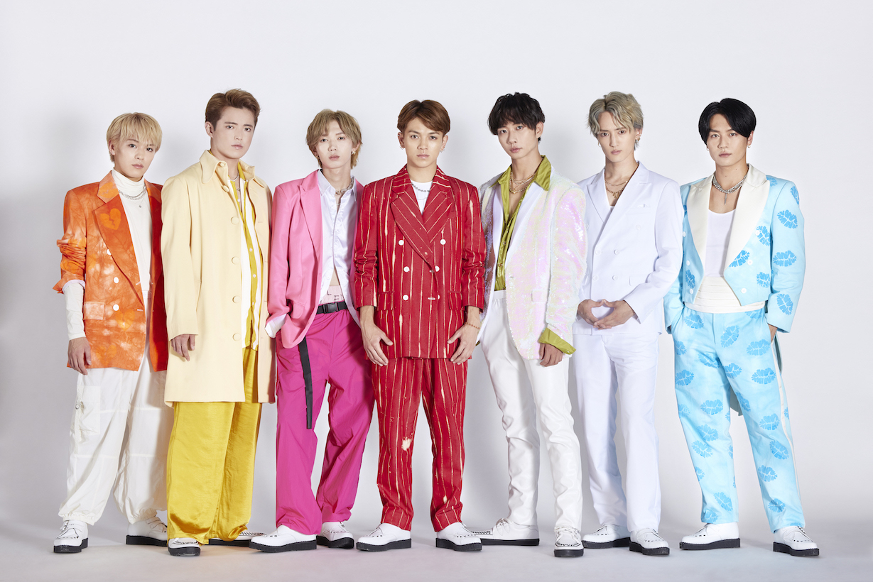 傑尼斯新男團Travis Japan今發行出道單曲〈JUST DANCE！〉，期待有機會到台灣開演唱會。（環球唱片提供）