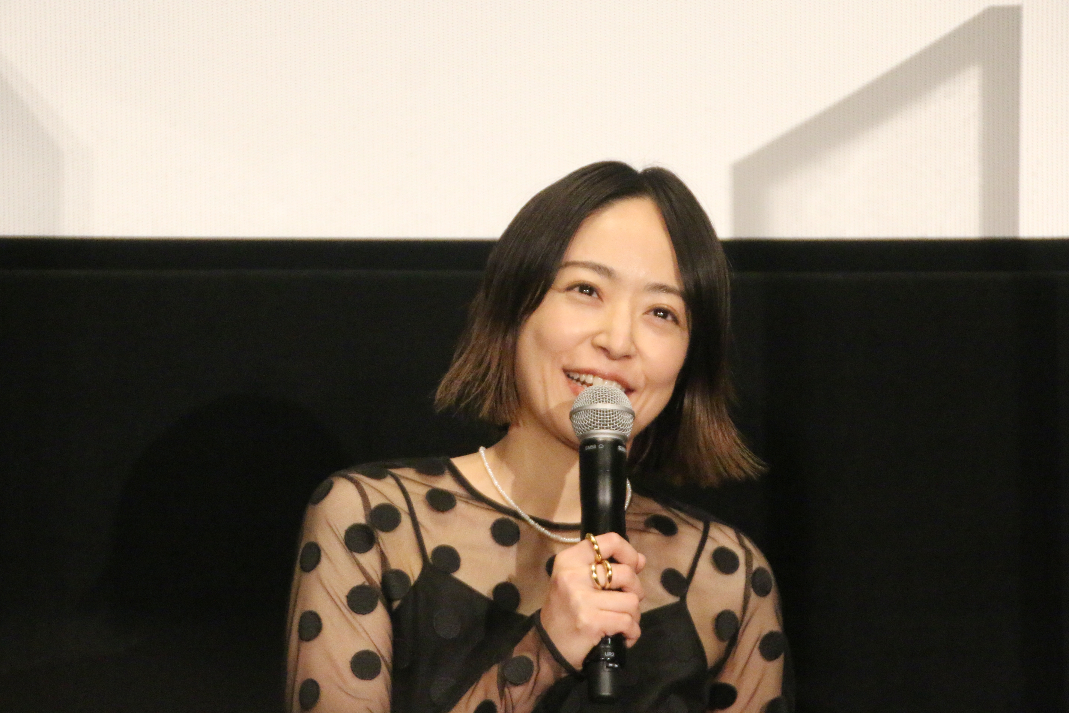 井上真央今出席主演電影《我的母親》映後座談，聊到小時候與母親的回憶。  