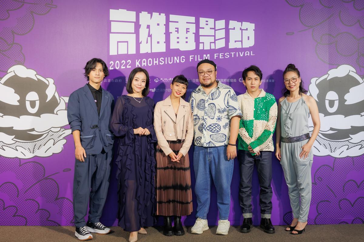 葉天倫導演及《阿波羅男孩》演員群接受媒體聯訪,透露拍攝時一直面臨雨彈攻擊是劇組最大的難關。(高雄電影節提供)