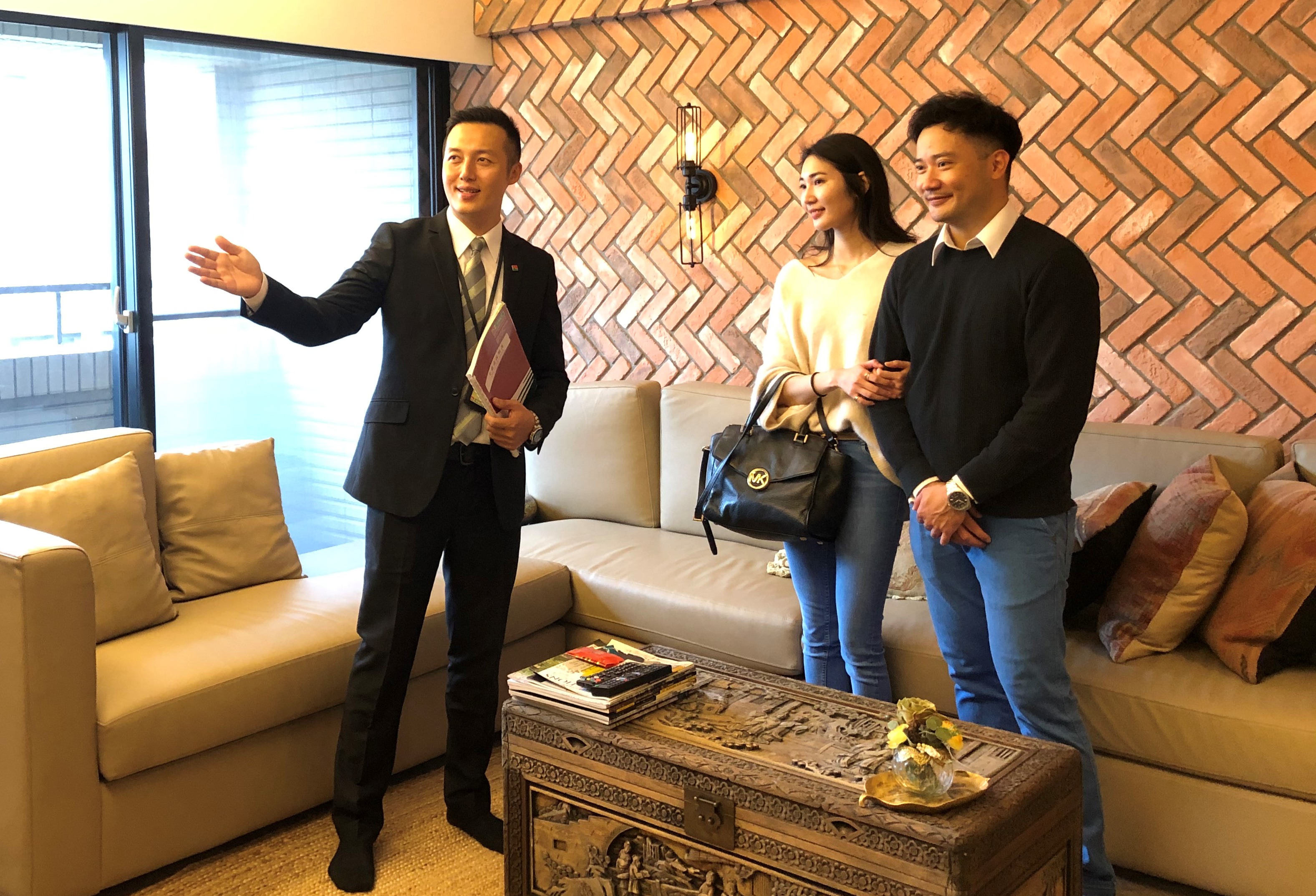 「買賣價金履約保證」制度，可降低交易風險、保障買賣雙方交易安全。（信義房屋提供）