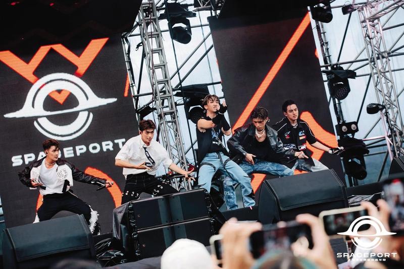 天王星原訂11月1日出道，不過小孩日前因個人因素退團，團員們喊話要等他回歸，希望粉絲再等等。（太空港spaceport提供）