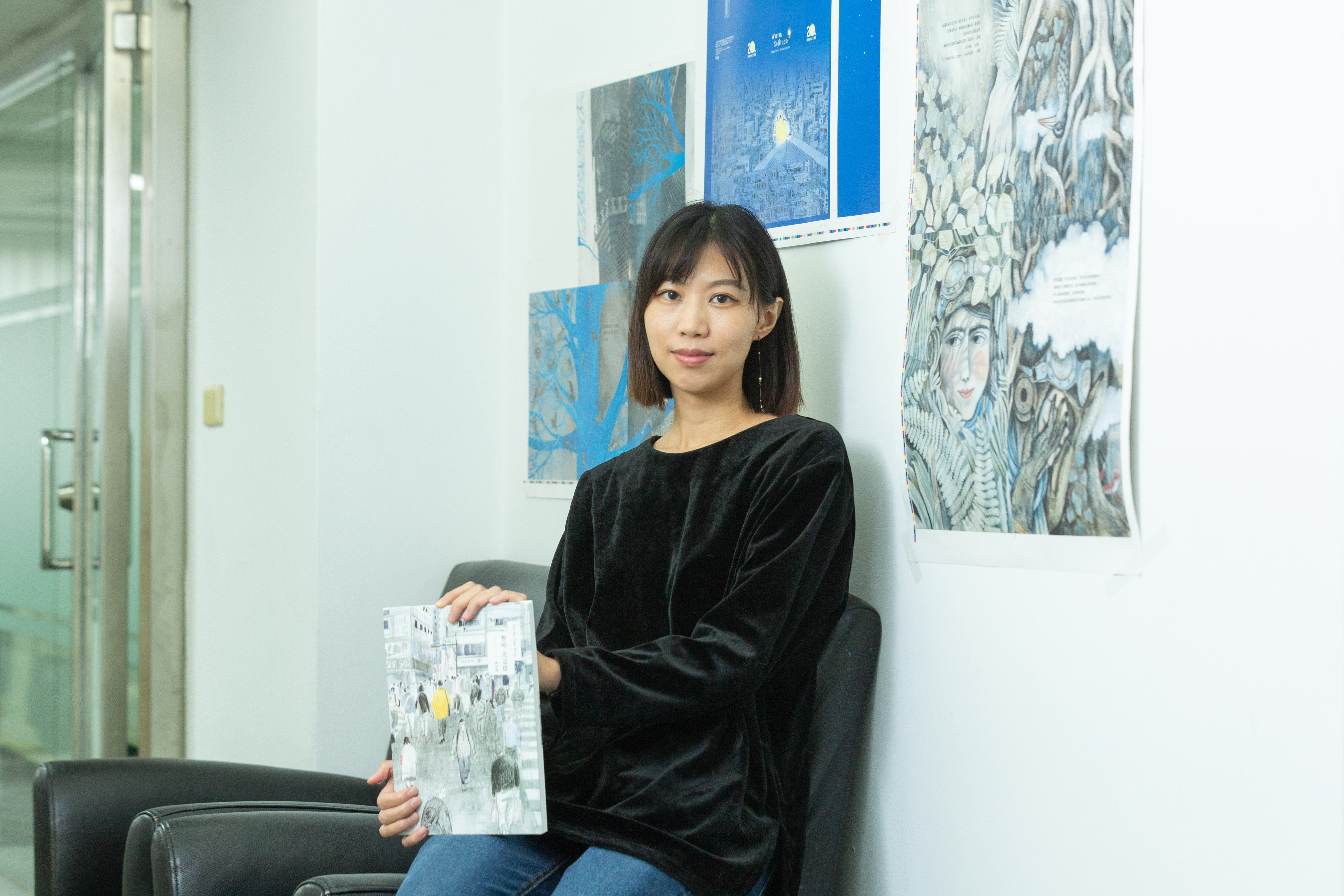 陳沛珛半自傳作品《暫時先這樣》以七年級女生的視角，記錄台北街頭的日常片刻。（大辣出版提供）