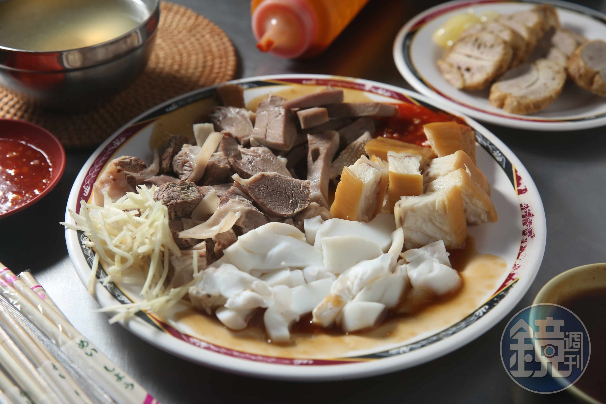 「上讚黑白切」的品項很多元，光是黑白切就夠讓人眼花撩亂。
