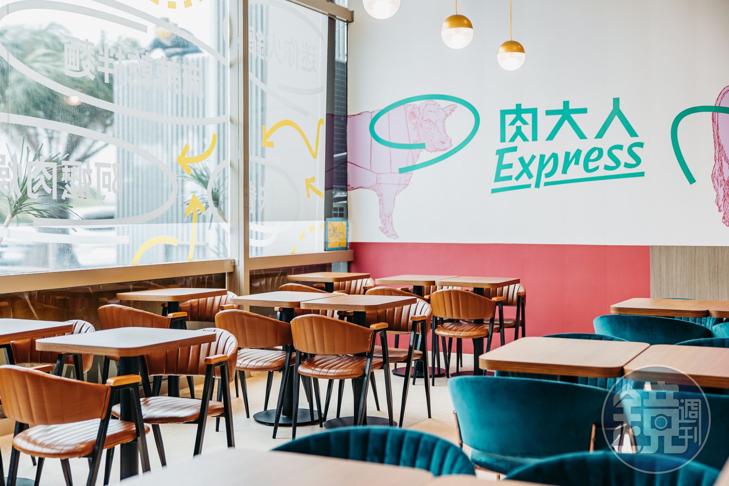 肉大人快餐Express的用餐空間很明亮。
