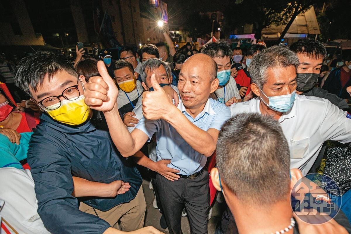 身兼國民黨中央助選團副團長的前高雄市長韓國瑜，10月初開始為各地國民黨候選人輔選。（本刊資料照）