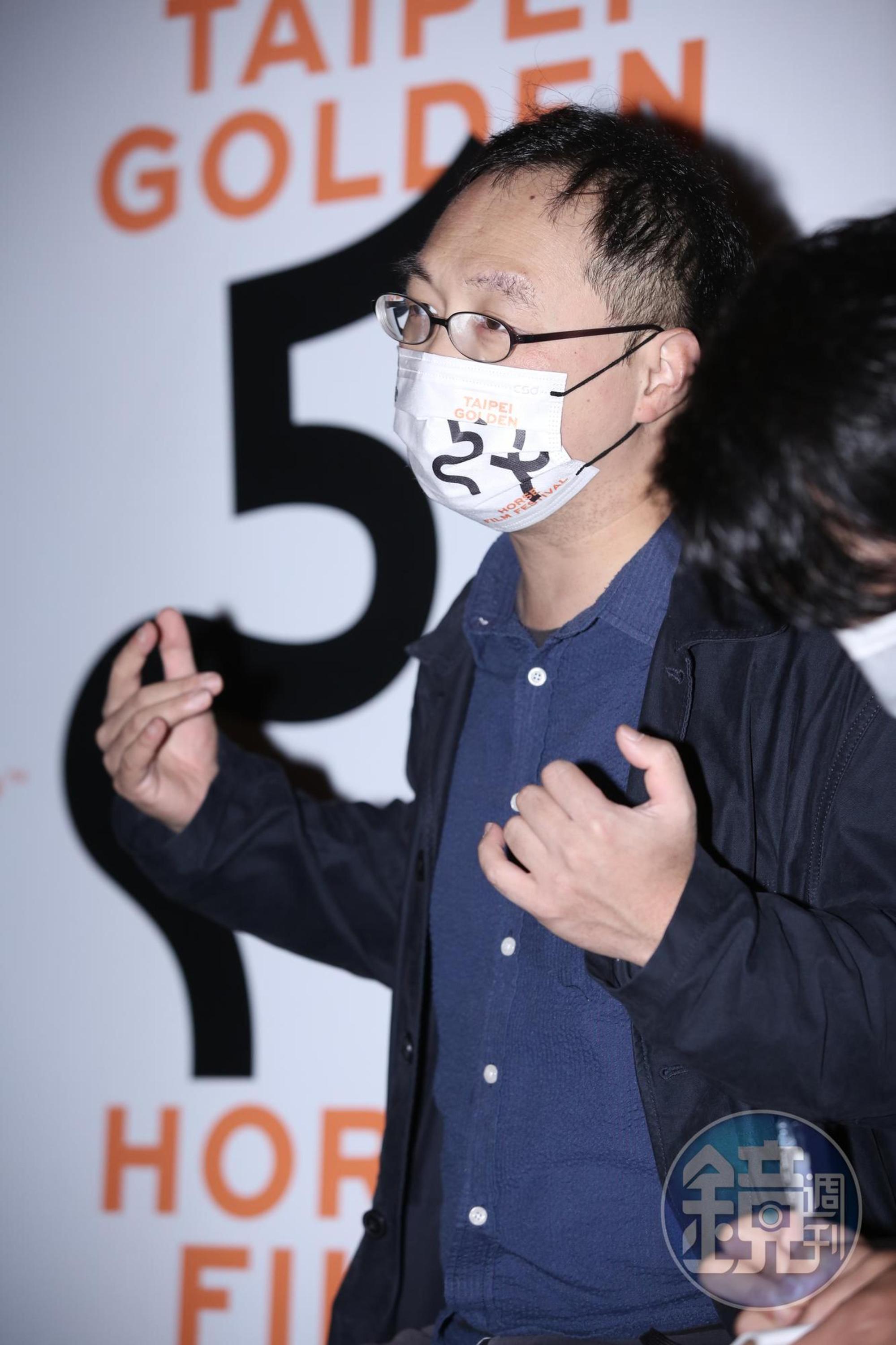 深田晃司導演表示和上次2019年訪台最大的不同，就是大家都戴著口罩。