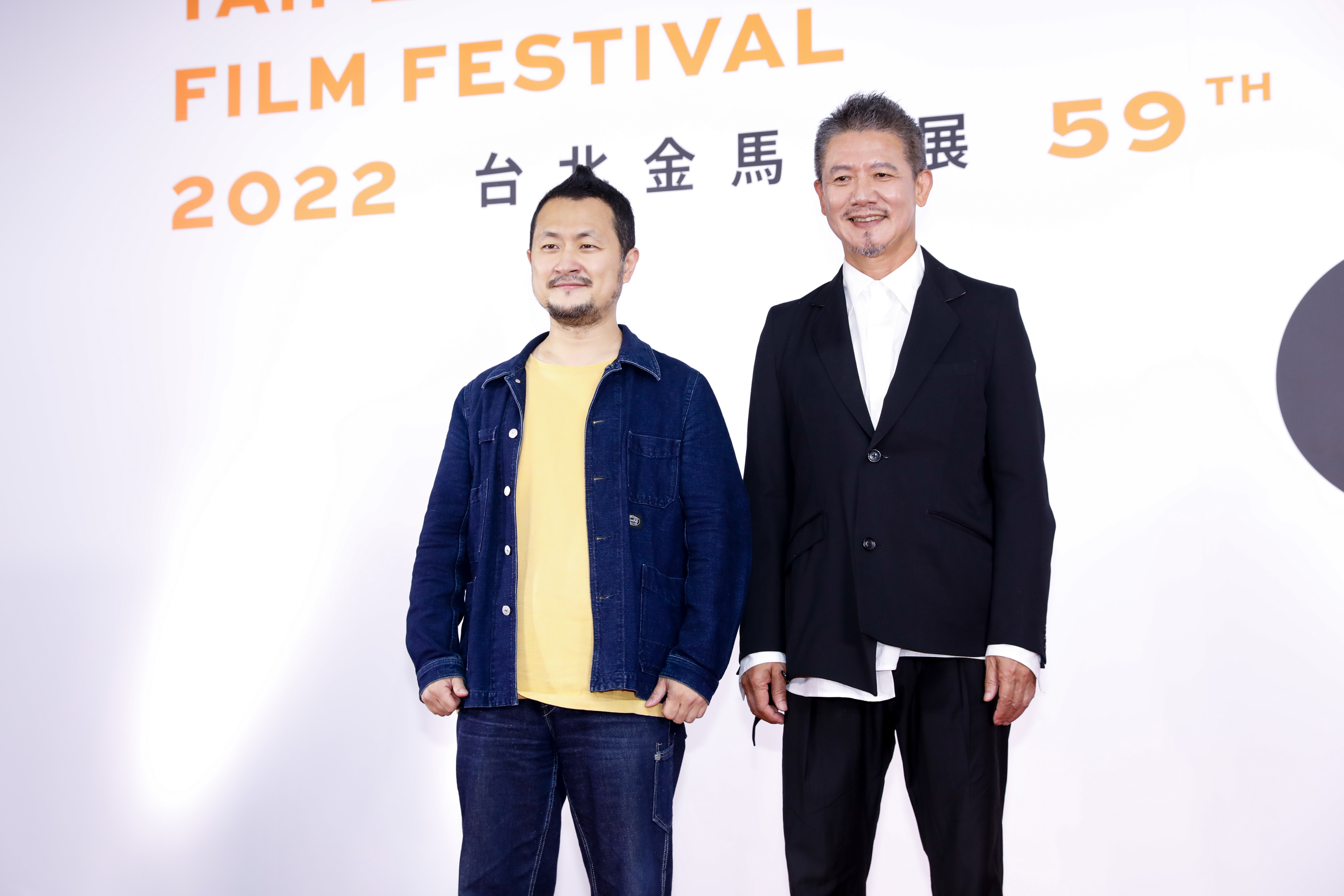 九把刀與柯震東的爸爸柯耀宗都是《黑的教育》監製。