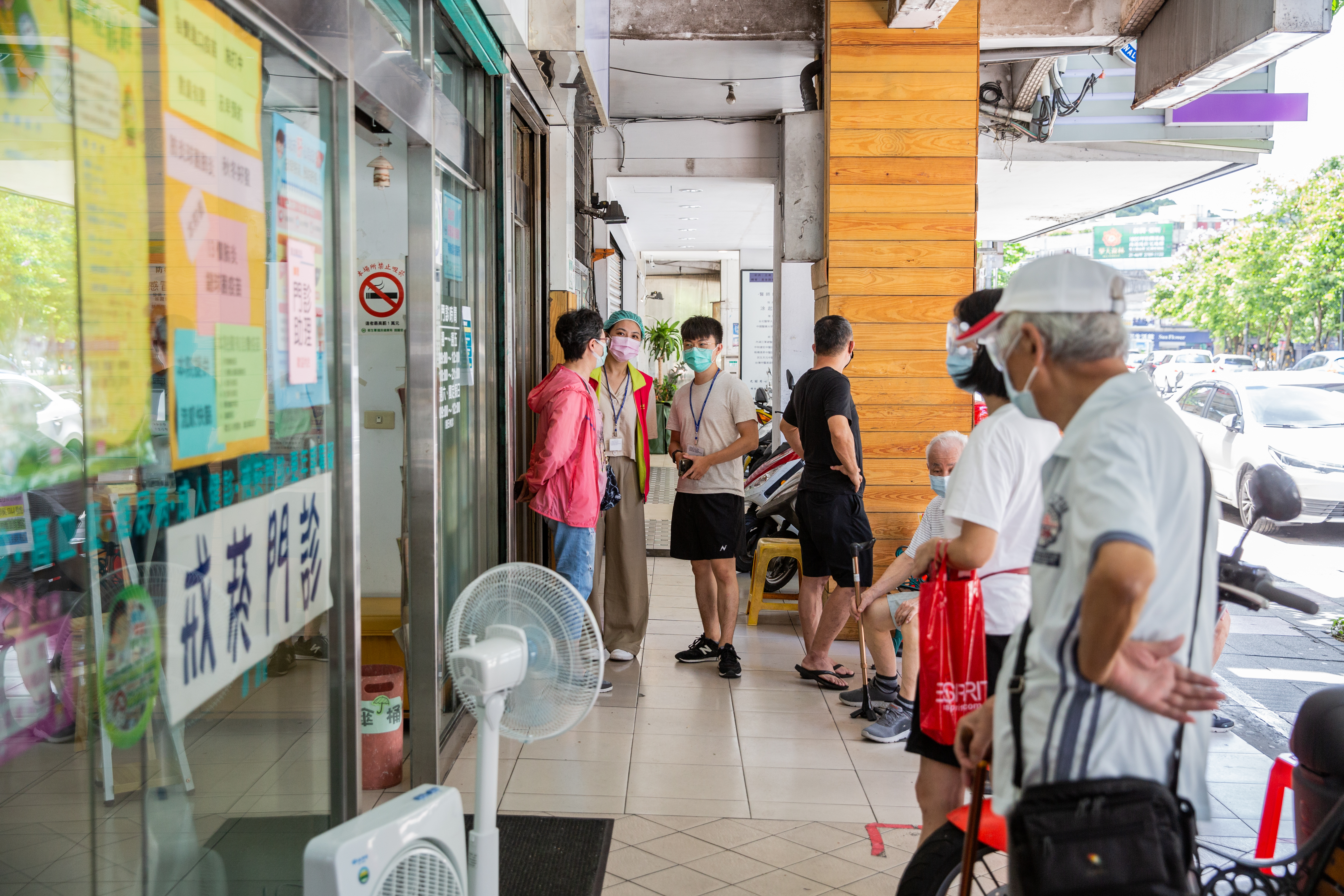 今日疫情本土個案新增25523例。（示意圖，本刊資料照）