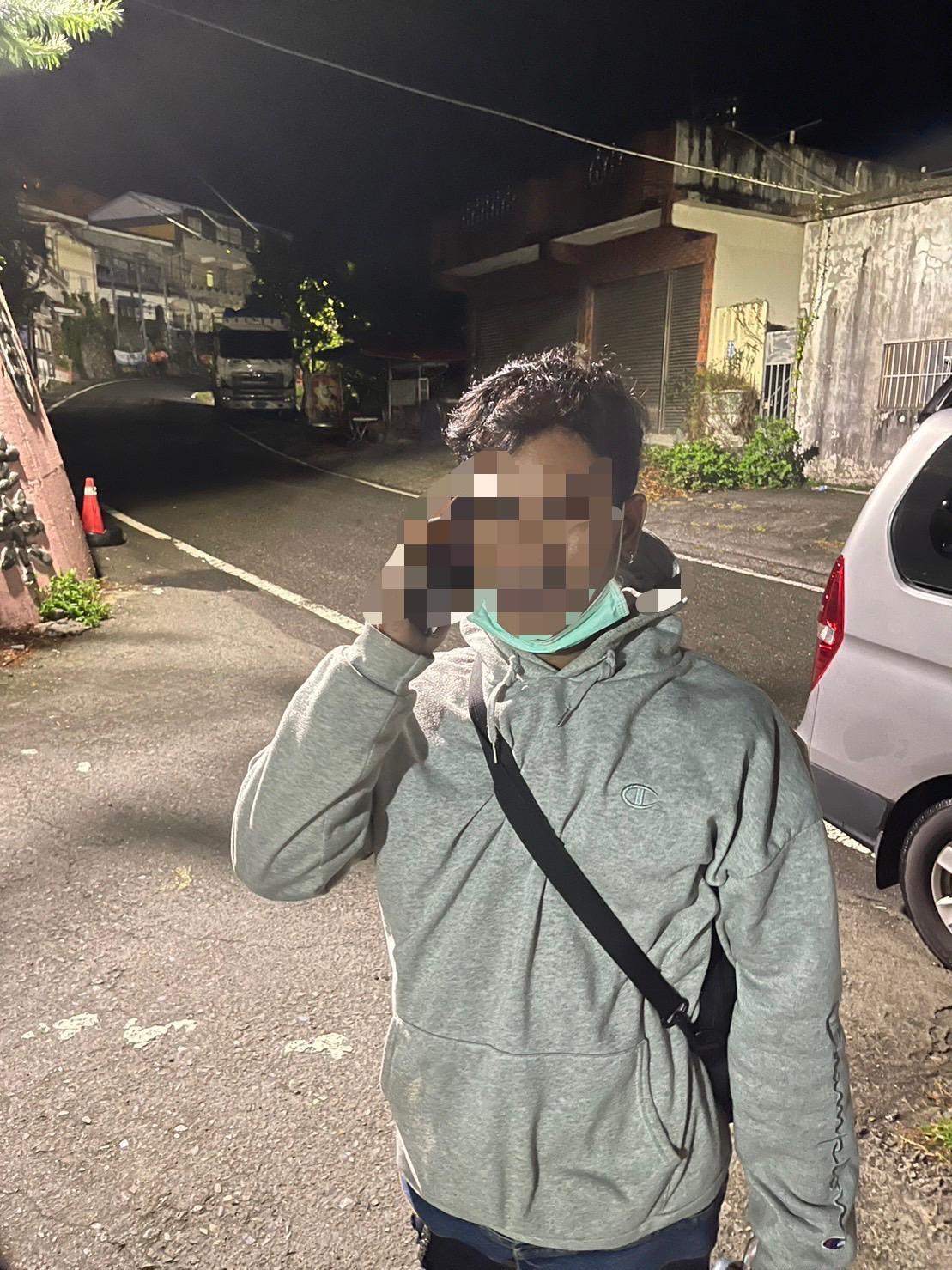 移民署查獲澎湖脫逃的失聯移工。(翻攝畫面).
