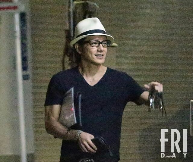 瀧澤秀明閃辭一週就有新動作，就是開了傑尼斯一直很避諱的個人社群網站帳號。（翻攝《FRIDAY》）