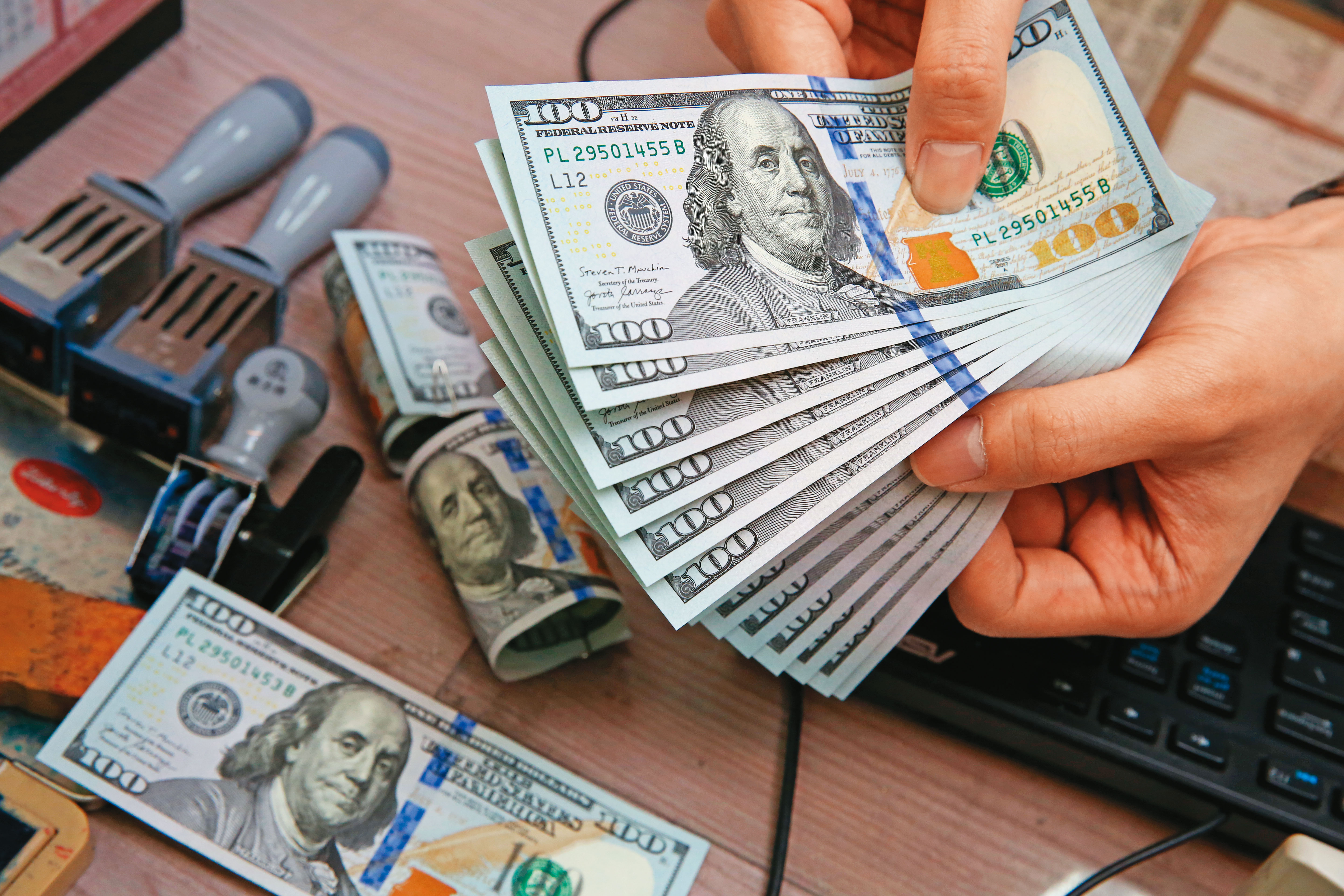 美國聯準會升息腳步未歇，美元高利率成為新常態。