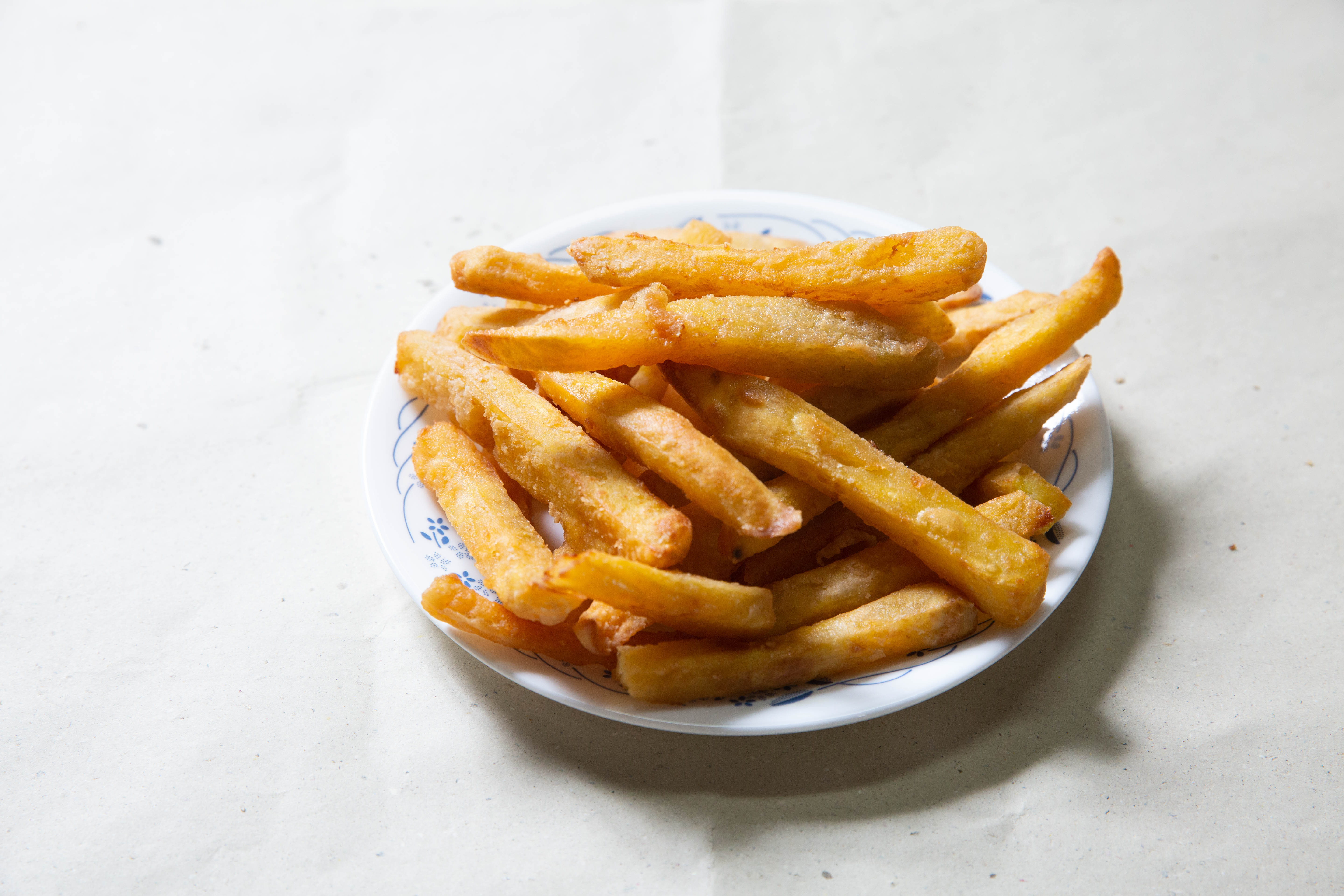 在警方還原報案經過、唐寶寶母親承認發傳單後，輿論風向開始翻轉，認為唐寶寶母親說一套做一套。（示意圖，非事發業者）